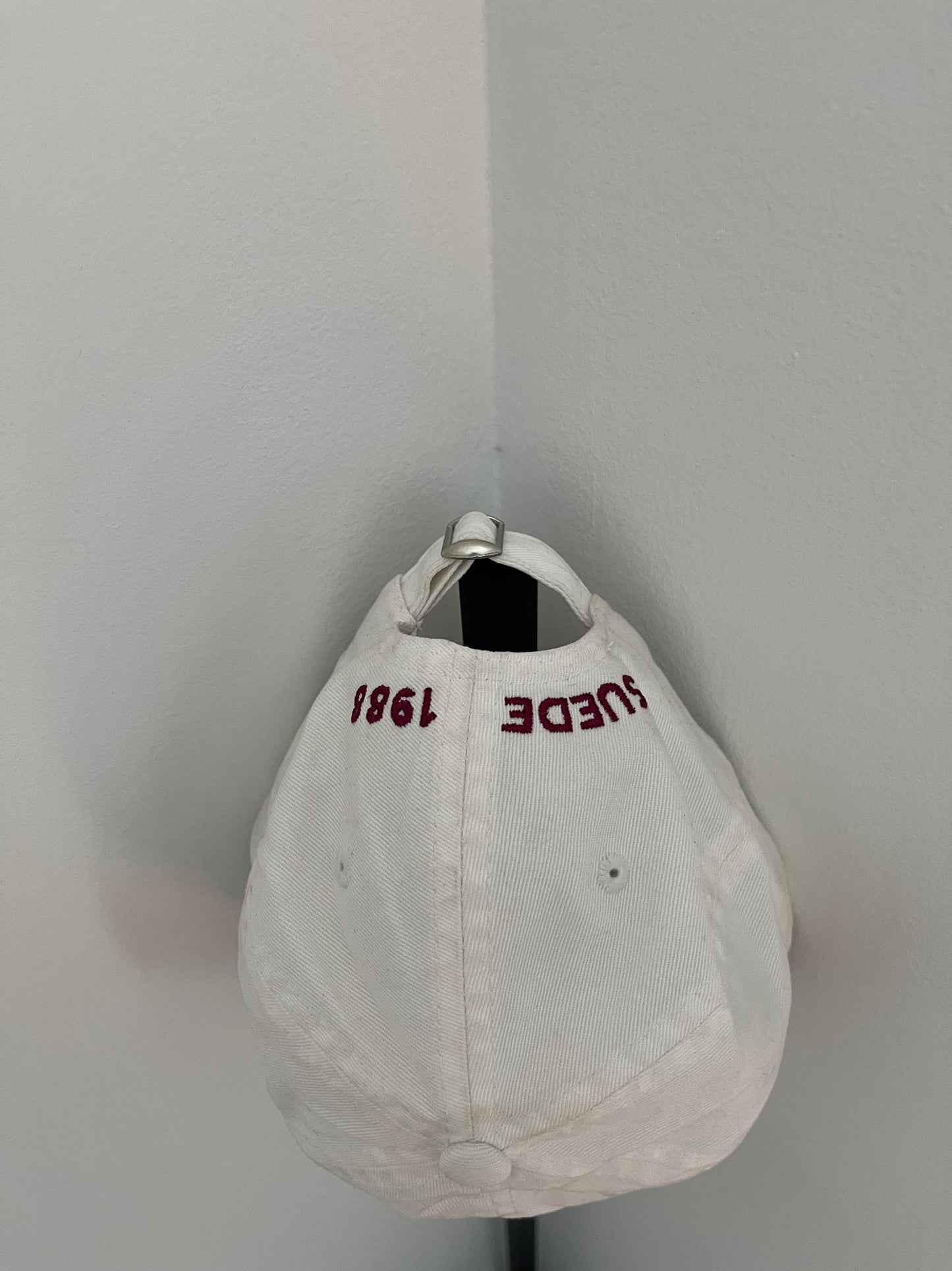 SUEDE 1988 Signature Hat