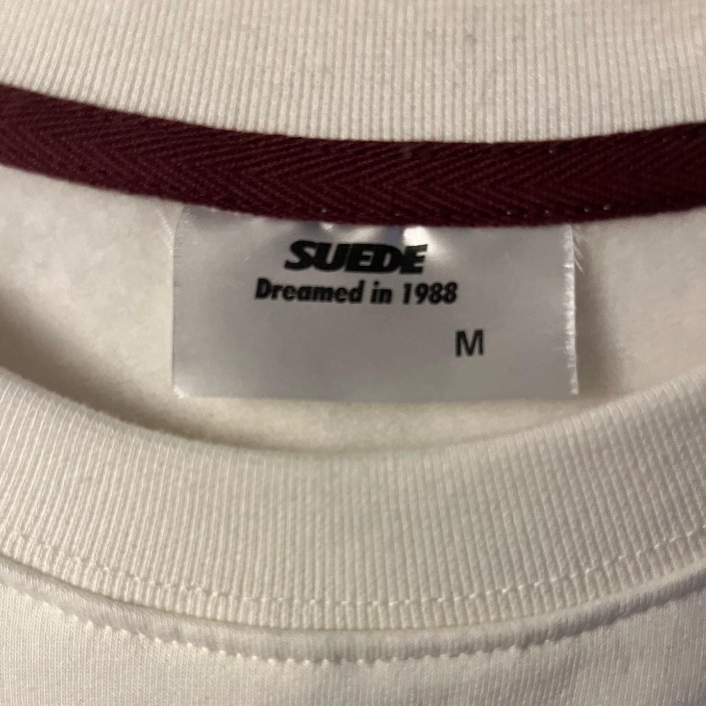 Signature Crewneck Off White-Burgundy Logo&Flap